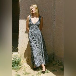 *ISO* Doen Emmaretta Dress